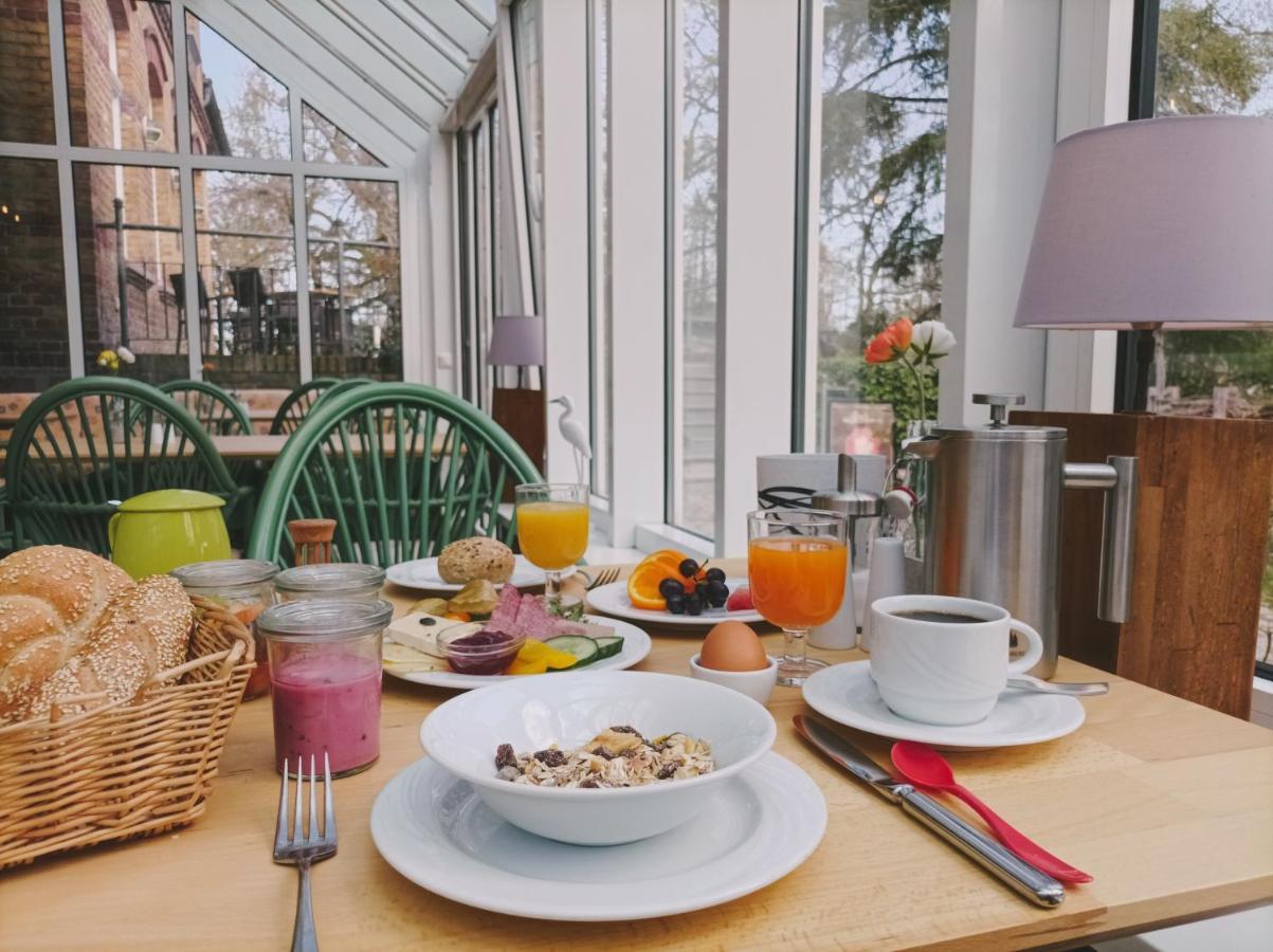 Hotel Schloesschen Sundische Wiese Zingst Dış mekan fotoğraf