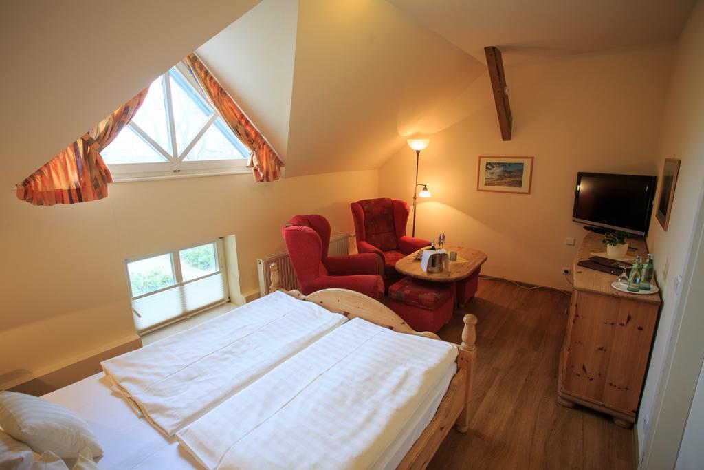 Hotel Schloesschen Sundische Wiese Zingst Dış mekan fotoğraf